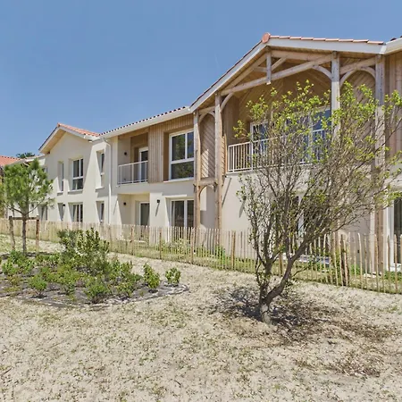 Apartment The Board-appartement 4 Adt 1 Enf -piscine Commune Biscarrosse